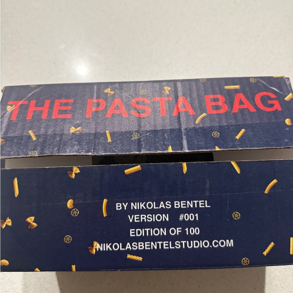 Nikolas Bentel Limited Edition Barilla Pasta Purse - Brand New In Box - Picture 6 of 6